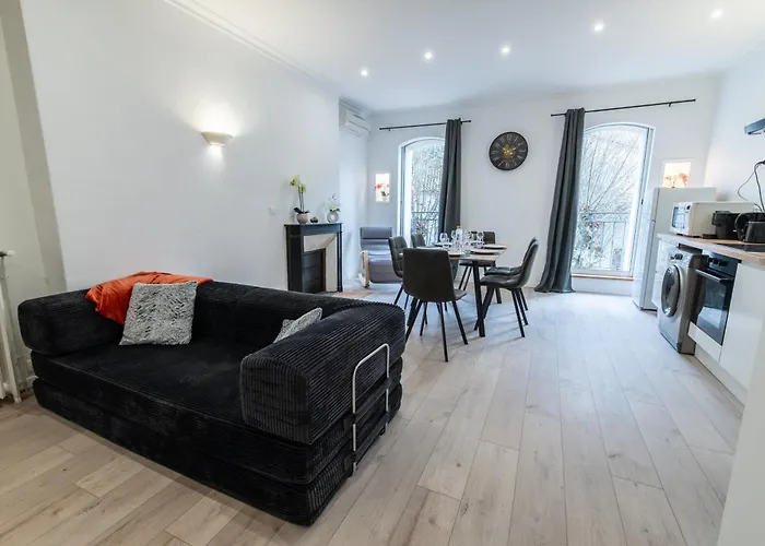 Apartment Loft Art Deco Terrasse Verriere Clim Lit King Size *