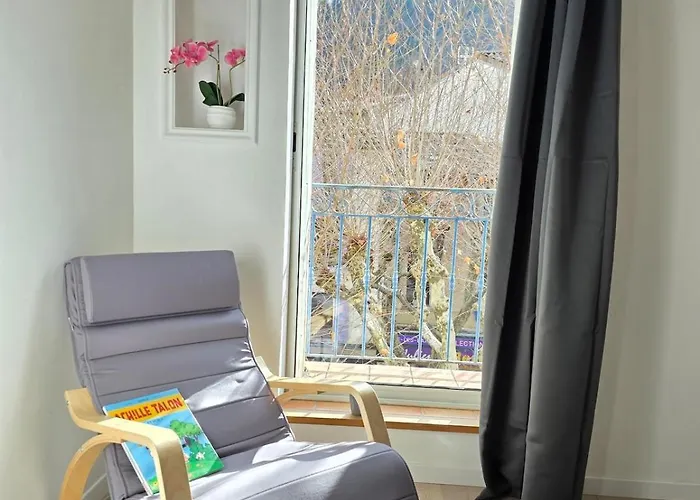 Apartment Loft Art Deco Terrasse Verriere Clim Lit King Size *